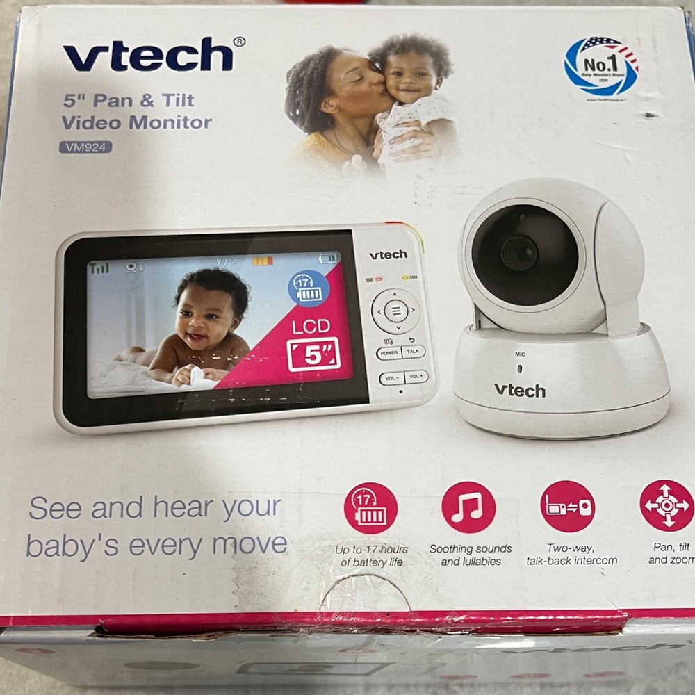 VTech 5" Pan & Tilt Video Monitor – White